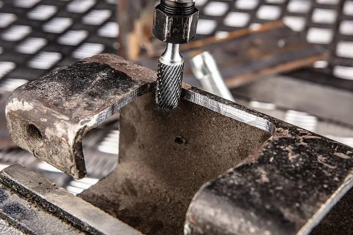HM metal freze bıçağı, tip C (yuvarlatılmış silindirik), 10 x 20 mm, saplama 6 x 45 mm